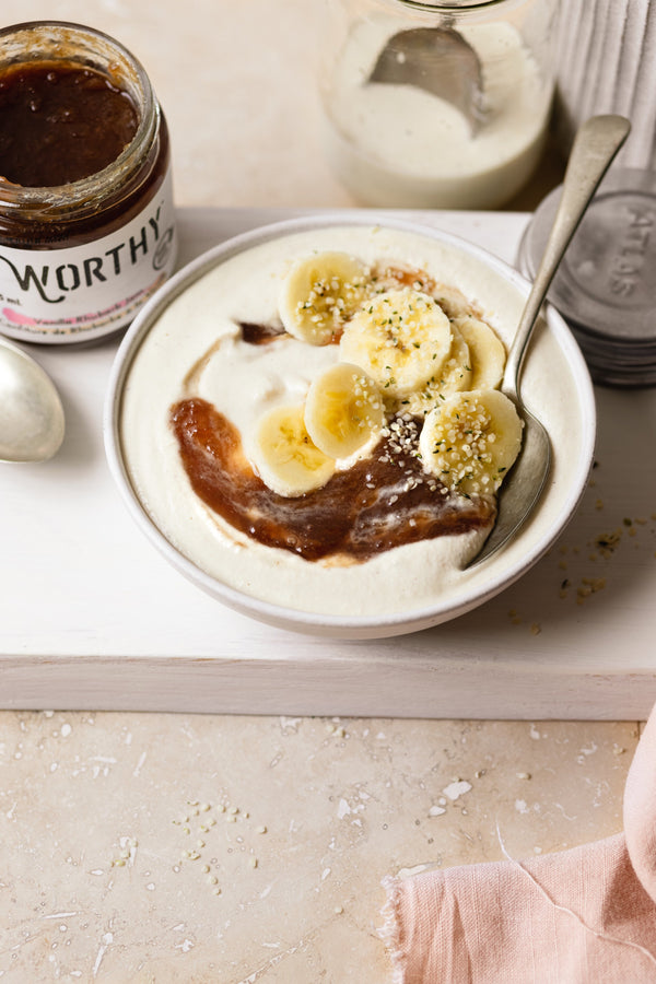 Worthy’s Overnight Cashew & Vanilla Rhubarb Yogurt